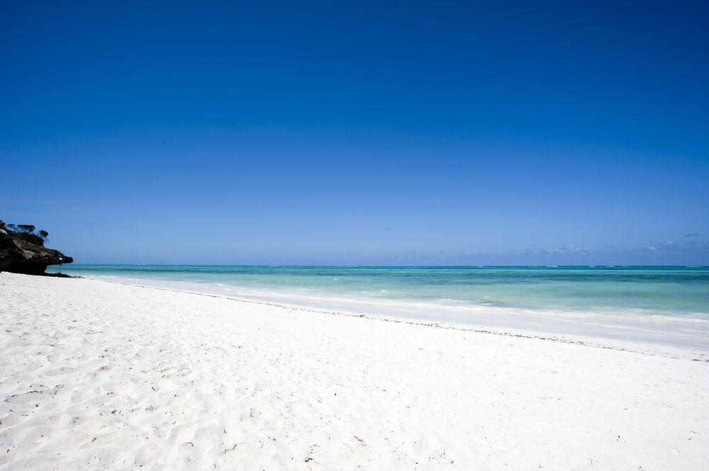 Hotel Karafuu Beach Resort 핑궤 외부 사진