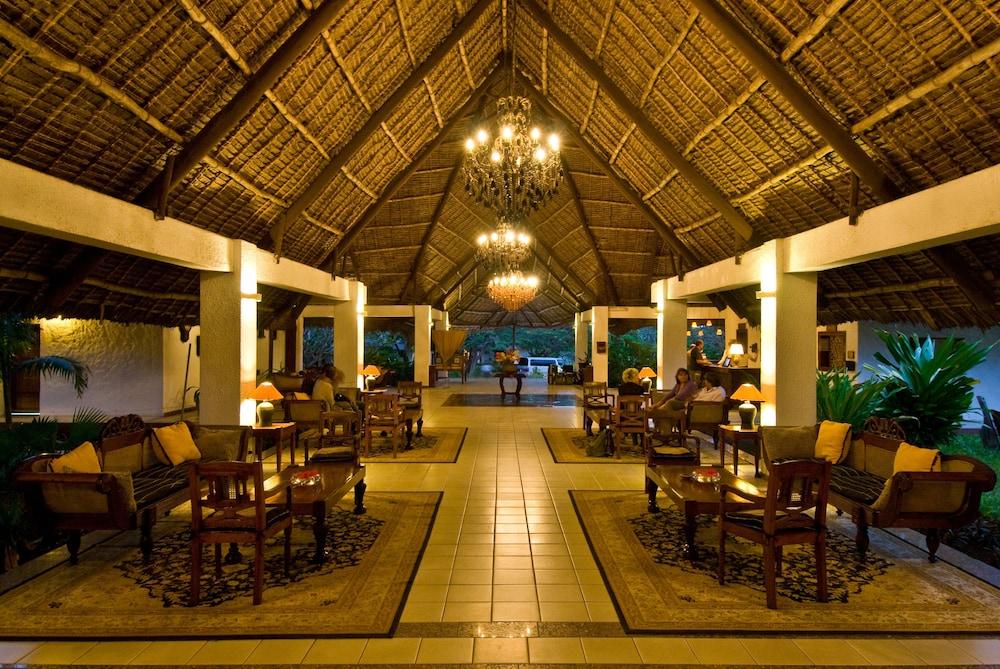 Hotel Karafuu Beach Resort 핑궤 외부 사진