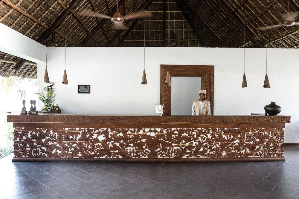 Hotel Karafuu Beach Resort 핑궤 외부 사진