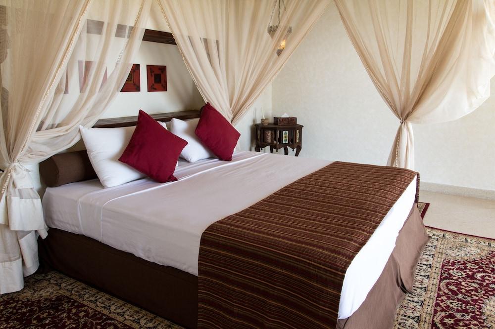 Hotel Karafuu Beach Resort 핑궤 외부 사진