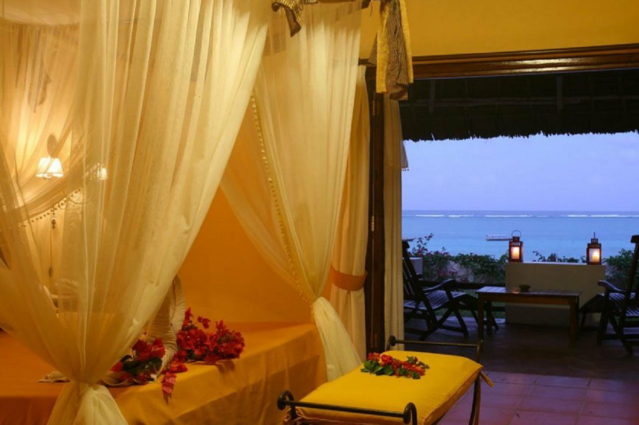 Hotel Karafuu Beach Resort 핑궤 외부 사진